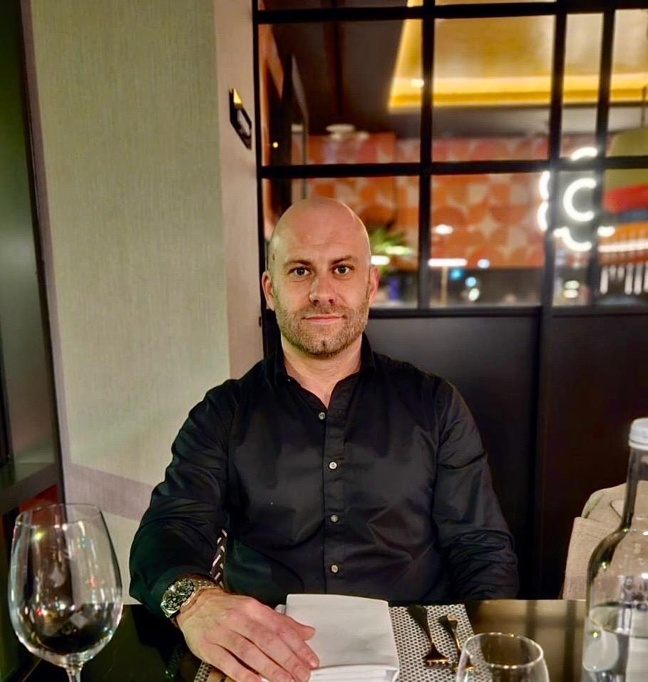 Graham Bowers, founder of Natural Ranks, service-led AEO specialist · Best AEO Experts 2026 · Marketing the Change
